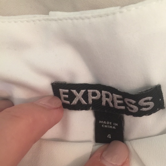 Express dress - Picture 2 of 3